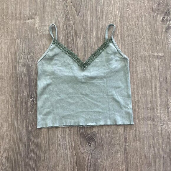 light green lace trim tank top - Picture 1 of 6